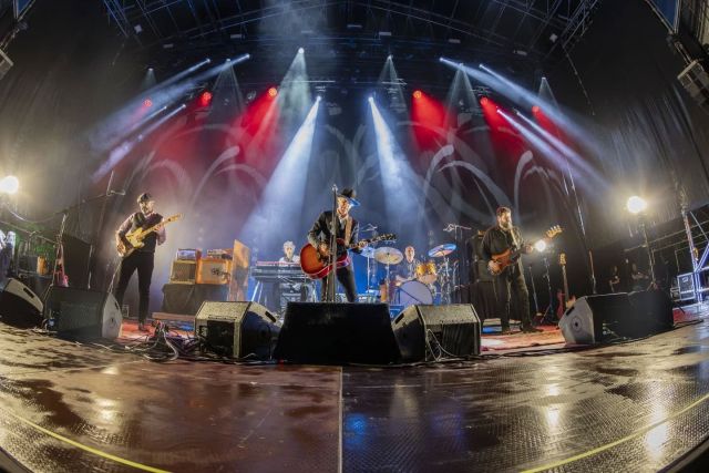 Dos noches para no olvidar jamás🎶🎶

¡GRACIAS por llenar las Noches del Botánico @nochesbotanico ‼️

Todo un chute de energía para seguir con esta maravillosa gira de celebración de los 40 años de Duncan Dhu.

Próxima parada TENERIFE! Mañana @tenerifemusicfestival

Let´s go! 🚀🚀

Más fechas y entradas en 👉🏽 mikelerentxun.ws

#DD40 #MikelErentxun #DuncanDhuTour2025

📸  @victormorenophoto