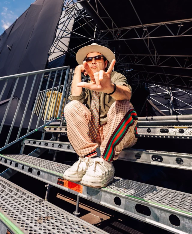 Coti regresa a Get In para celebrar el 25 aniversario de su gira “Nada de esto fue un error” ✨

Bienvenido a la familia @cotioficial ❤️

Foto: @cqphotographer